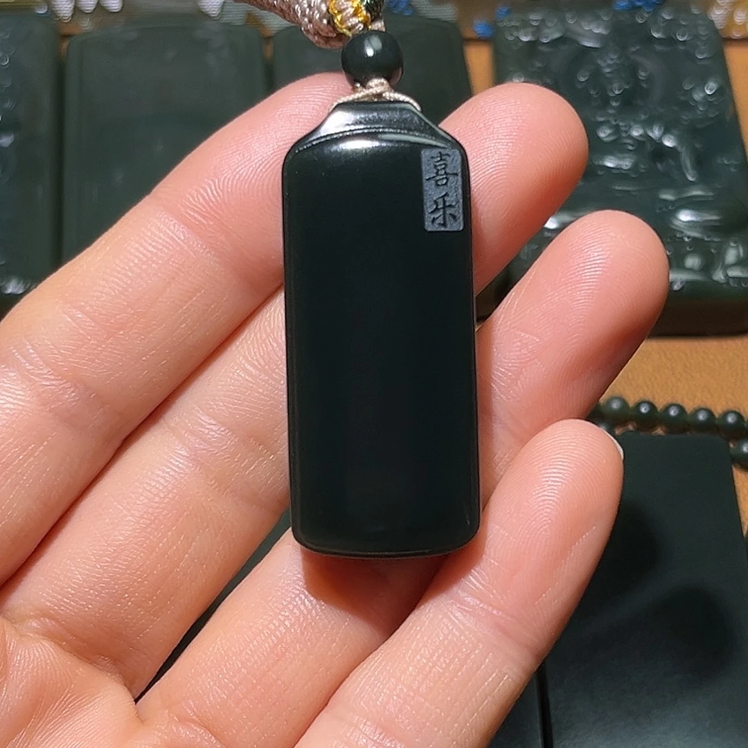 和田玉（青玉）未镶嵌颈饰