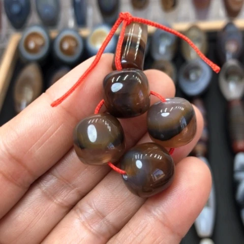 小****玛瑙/玉髓未镶嵌吊坠(不含链)