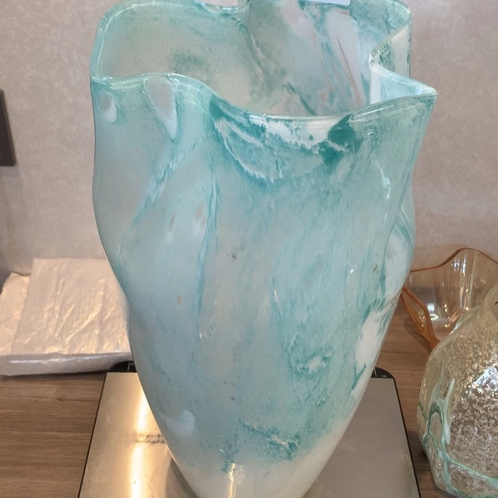 拈***笑手工古法琉璃花器微瑕