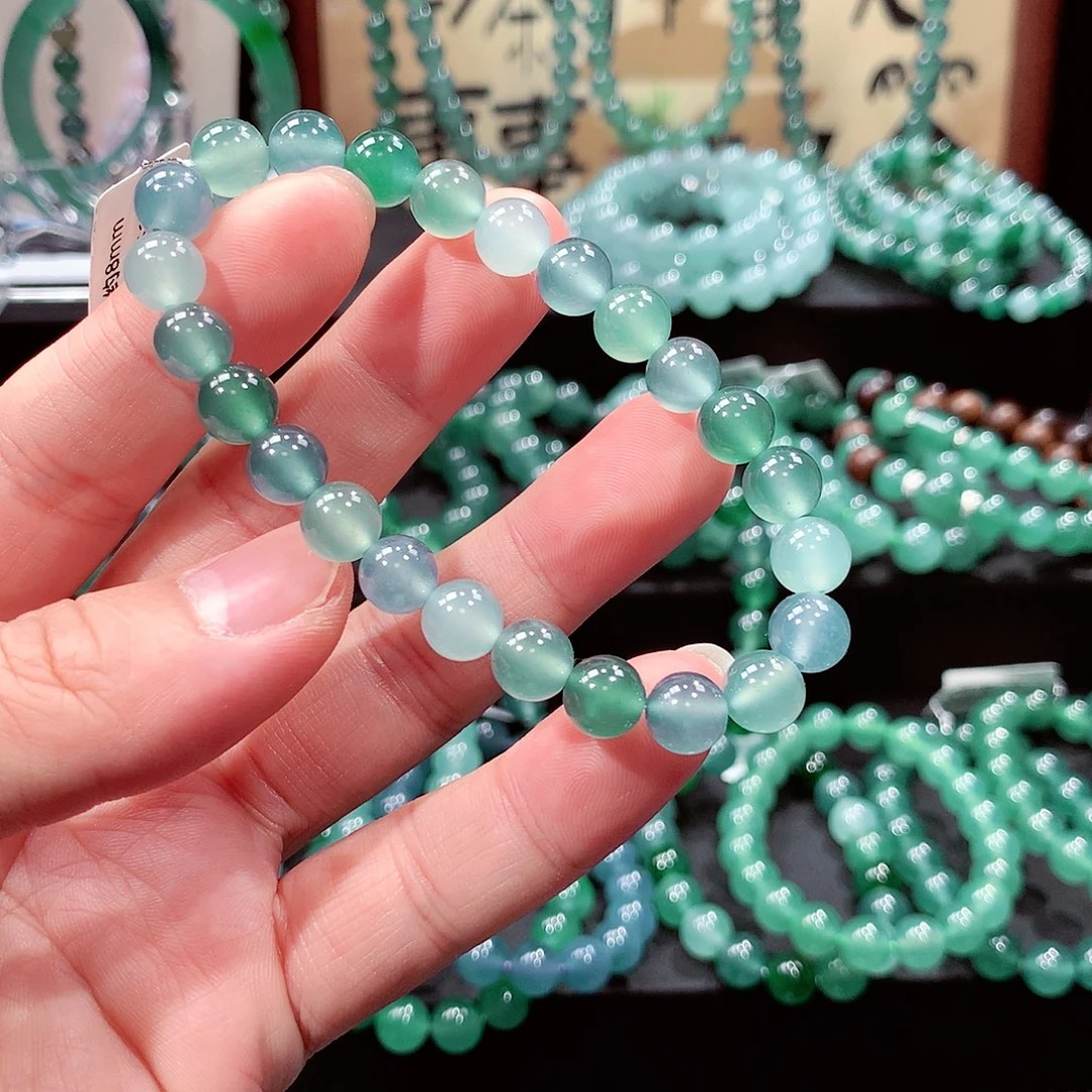 H***辉翡翠未镶嵌手链卡7.8