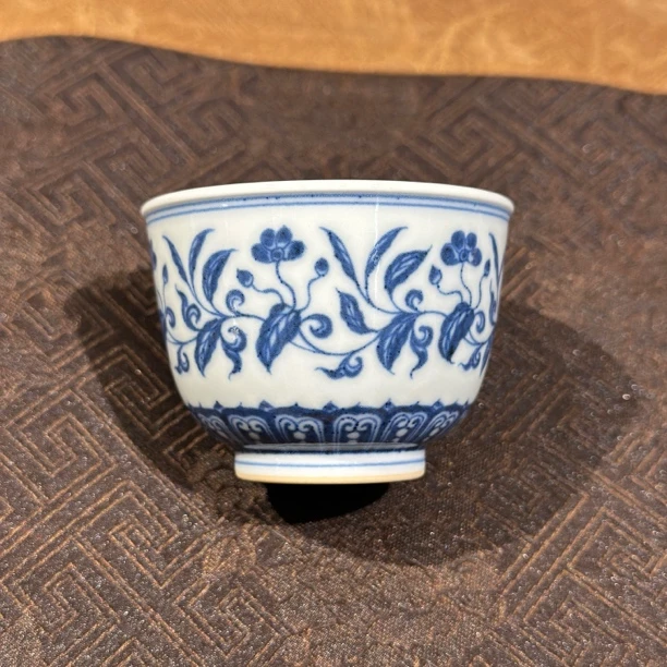 且斋缠枝海棠花小品杯全手工陶瓷主人杯