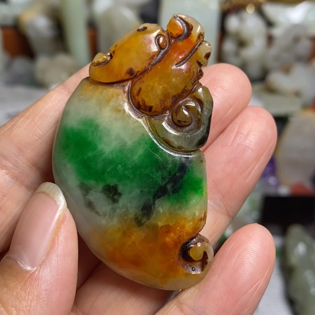 和田玉（糖玉）未镶嵌颈饰