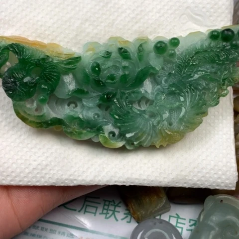 定制翡翠未镶嵌漂**孩翡翠