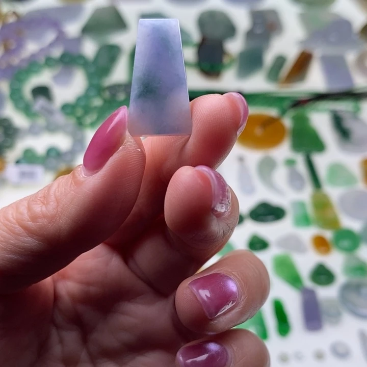 翡翠未镶嵌挂件天然翡翠