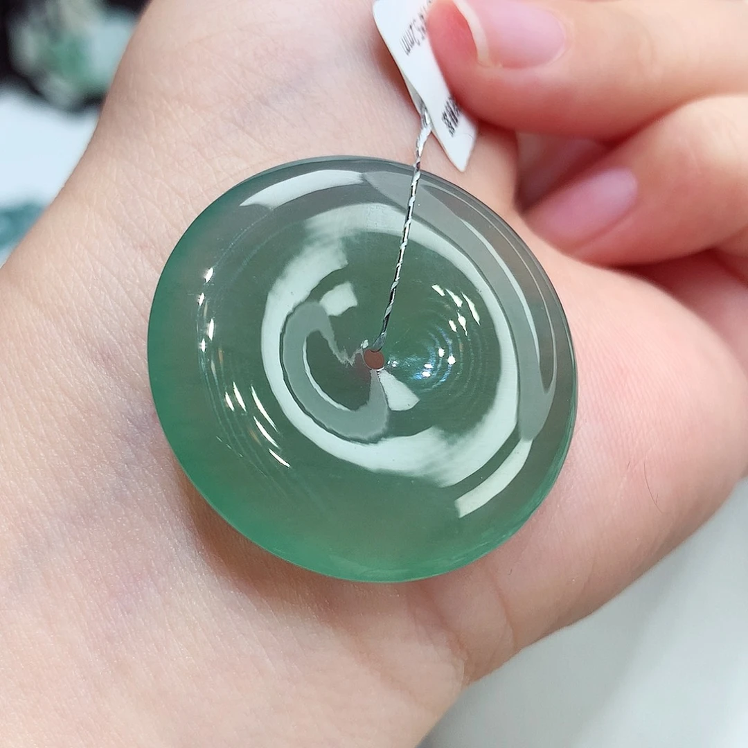 颈饰未镶嵌翡翠翡翠66，31.4/5.2