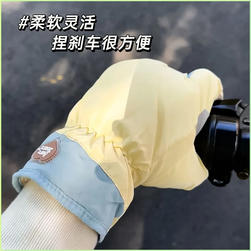 新款滑雪骑行手套女士冬季保暖神器加绒加厚防寒可爱学生棉手套男