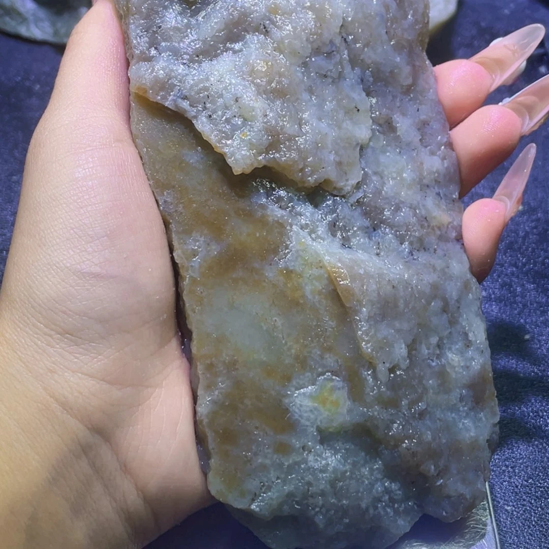 未镶嵌和田玉（糖玉）珠宝半成品
