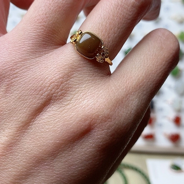 和田玉（糖玉）戒指未镶嵌