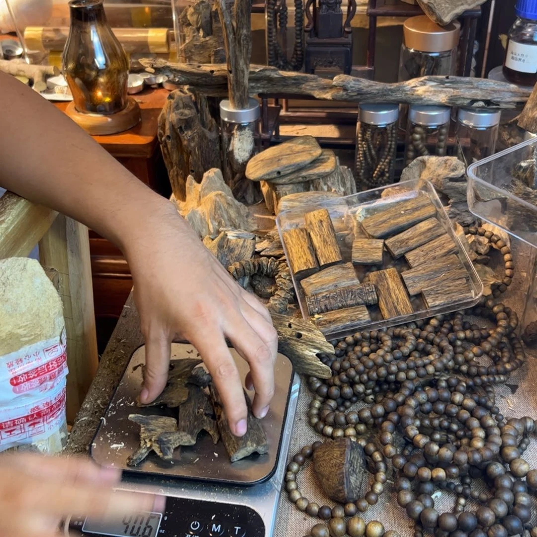 恶***仁沉香沉香碎屑40克