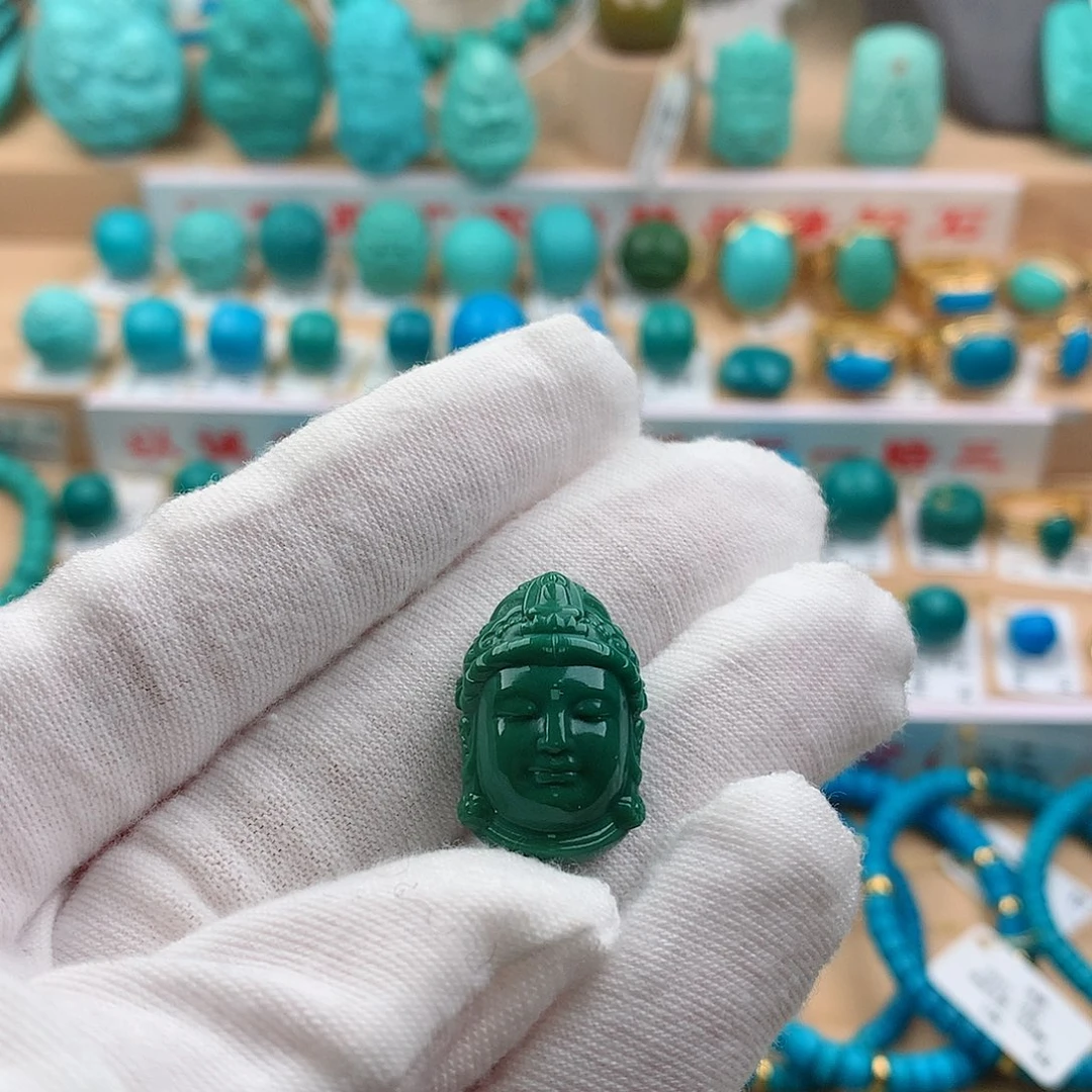 绿松石未镶嵌珠宝奇石