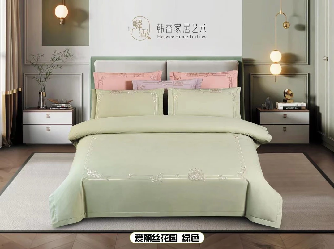 韩香绒绣花四件套