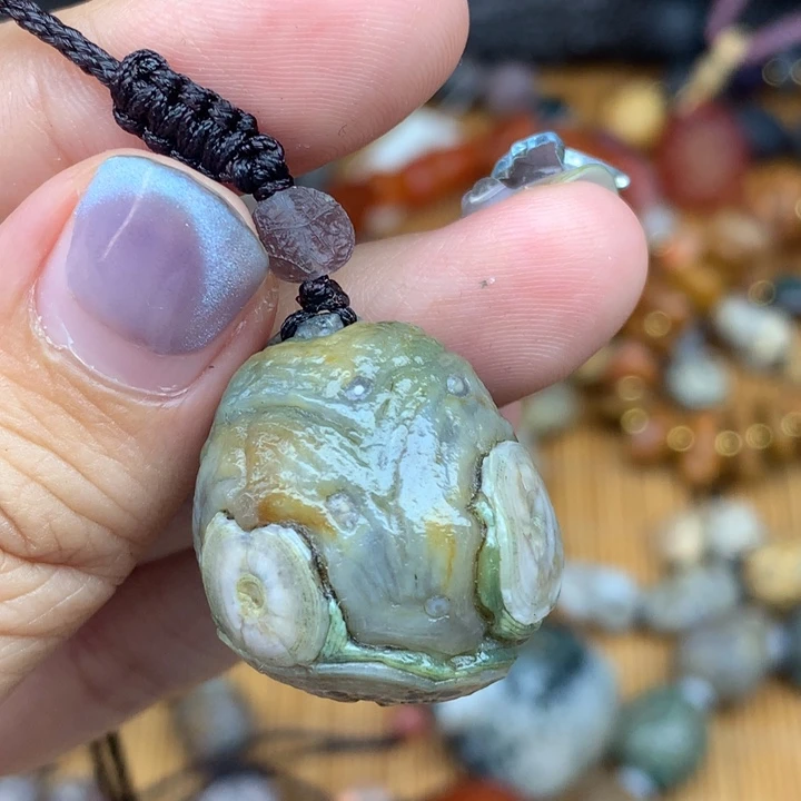 玛瑙/玉髓未镶嵌珠宝半成品