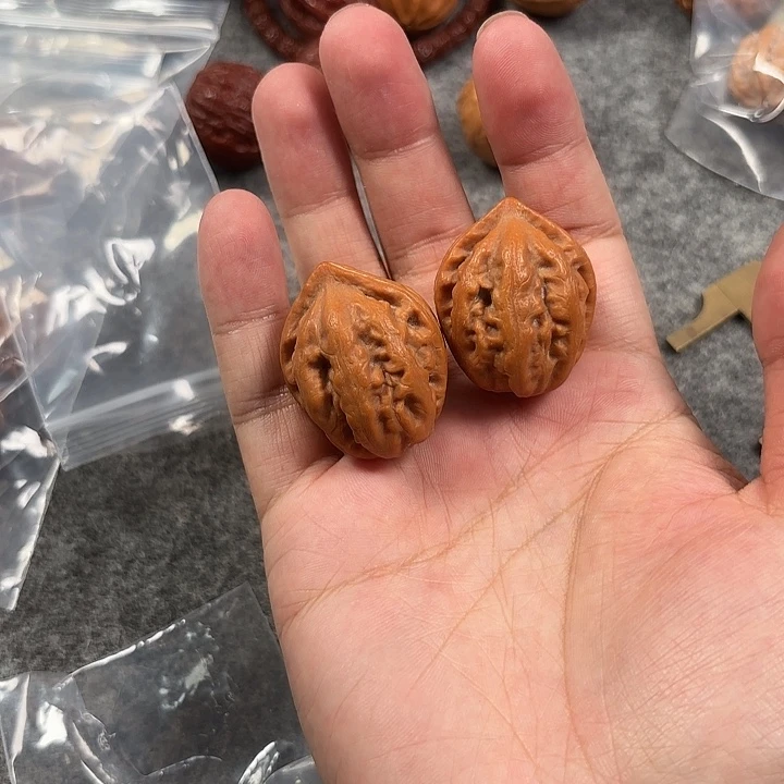 文玩核桃吊坠打底大八楞