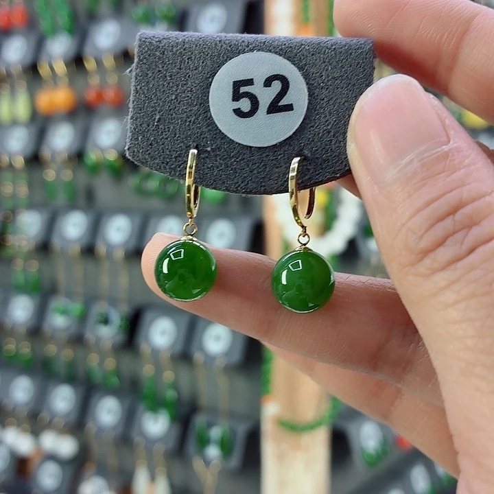 和田玉18K金镶嵌耳饰