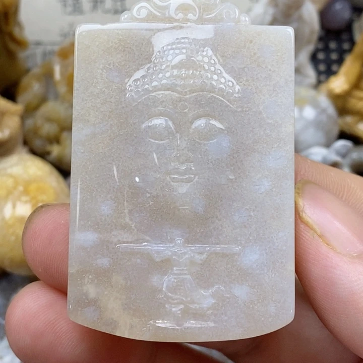 颈饰未镶嵌硅化珊瑚（珊瑚玉）