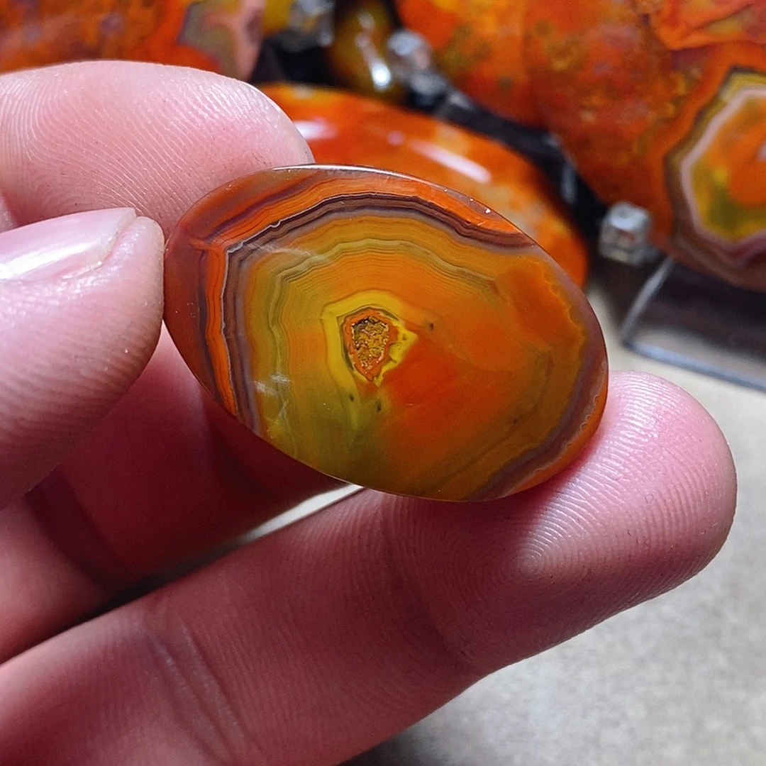 玛瑙/玉髓颈饰未镶嵌静**开