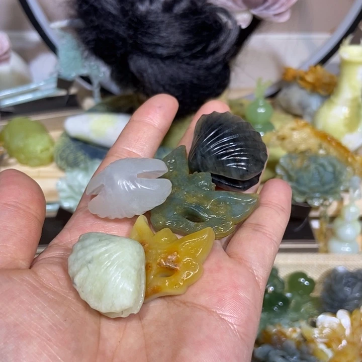 蛇纹石玉未镶嵌发饰南****^