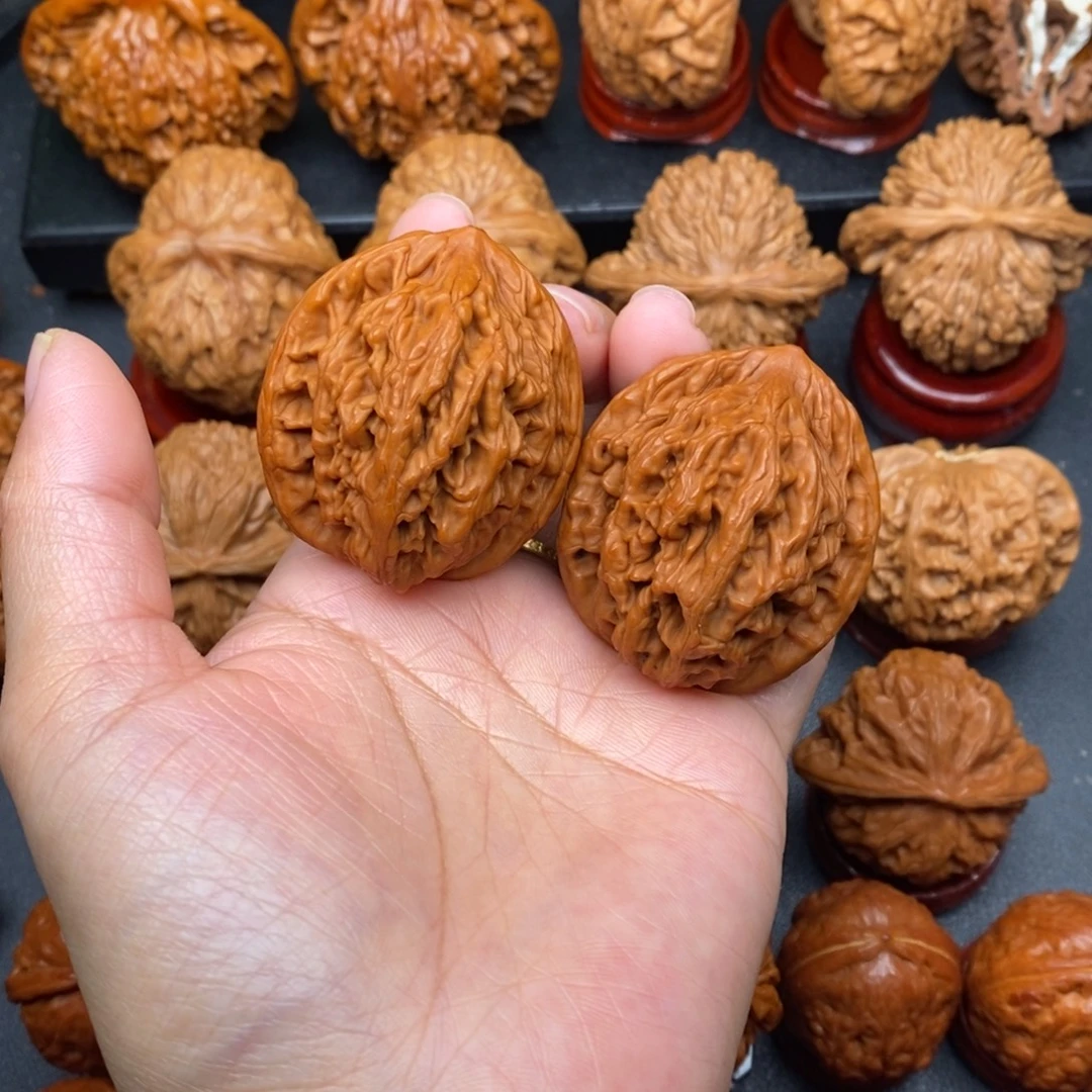 文玩核桃把件40虎头