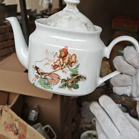 库存微瑕单孔水壶