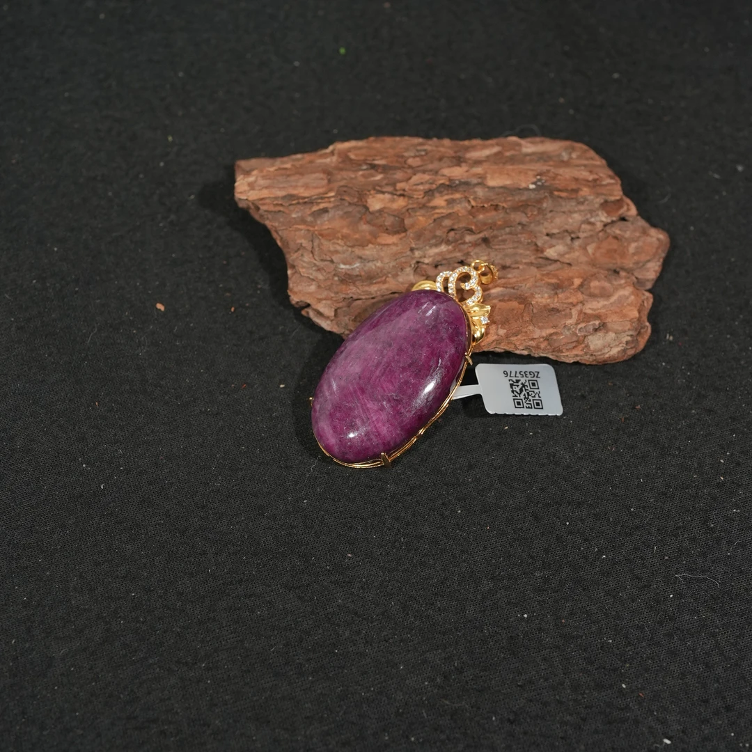 12.17香港王老板-红宝石吊坠2k578