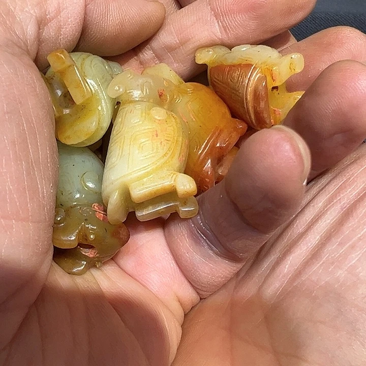 和田玉（糖玉）挂件未镶嵌胡***园