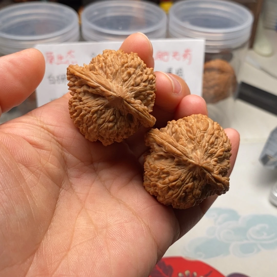 文玩核桃吊坠38满天星