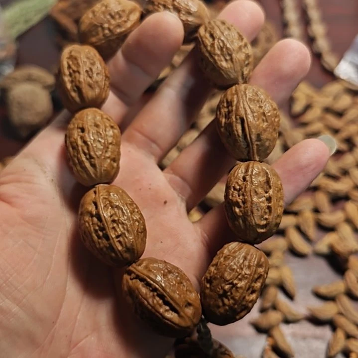 文玩核桃把件吉*大枣手持