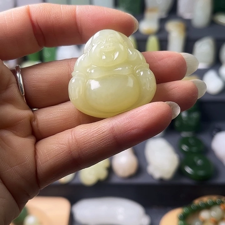 和田玉（黄玉）未镶嵌颈饰