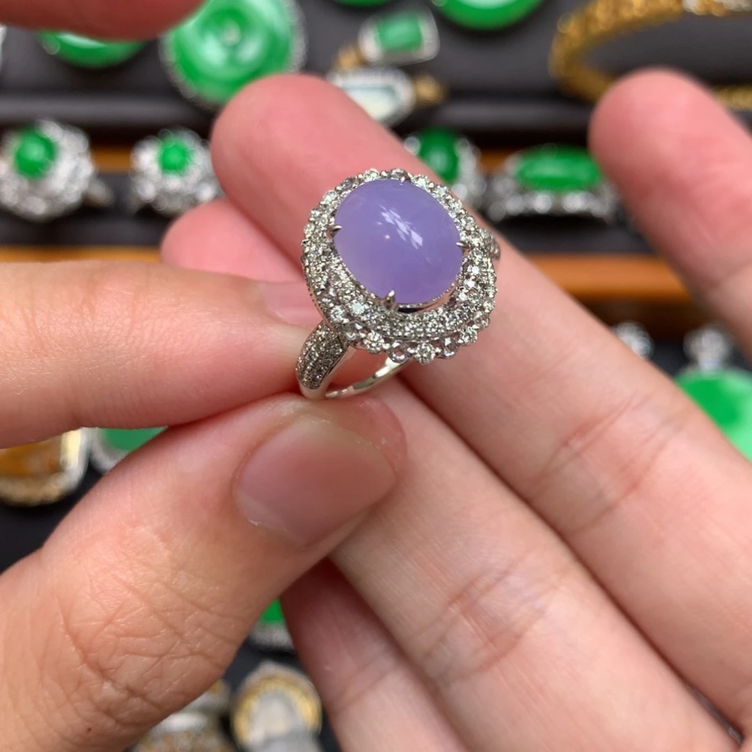 翡翠18K金镶嵌戒指