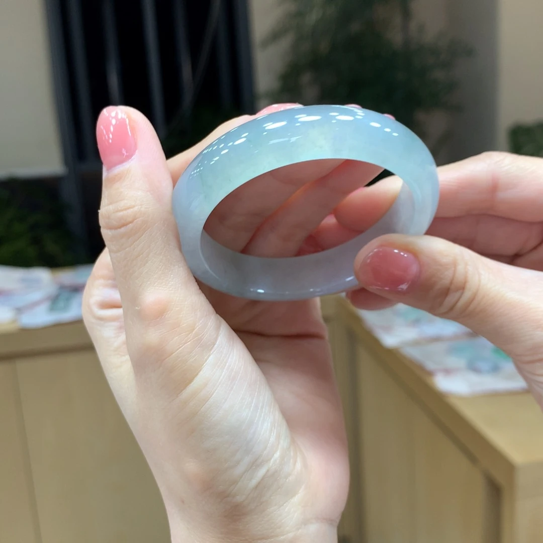 未镶嵌手镯翡翠星****意不退不换