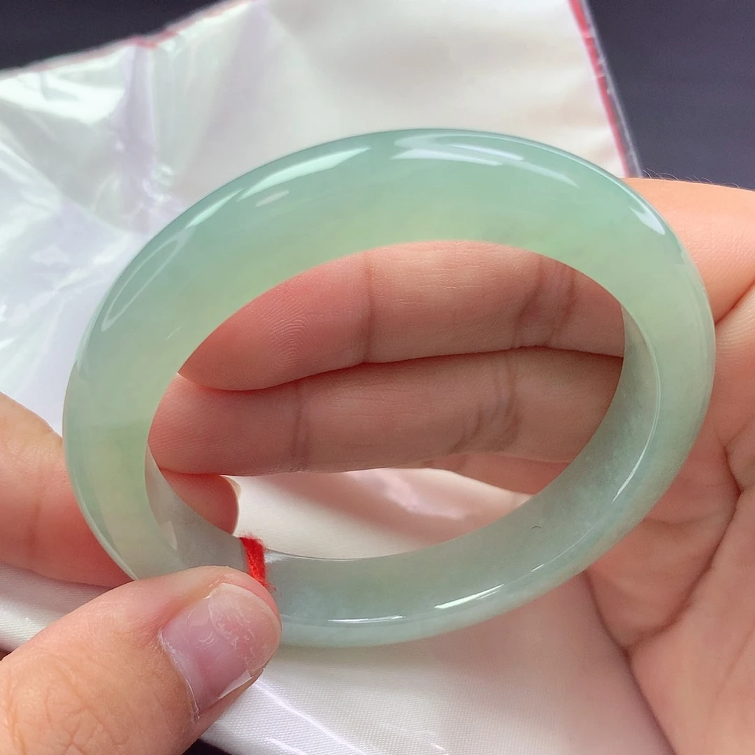 【闪购商品】翡翠手镯未镶嵌a 063000