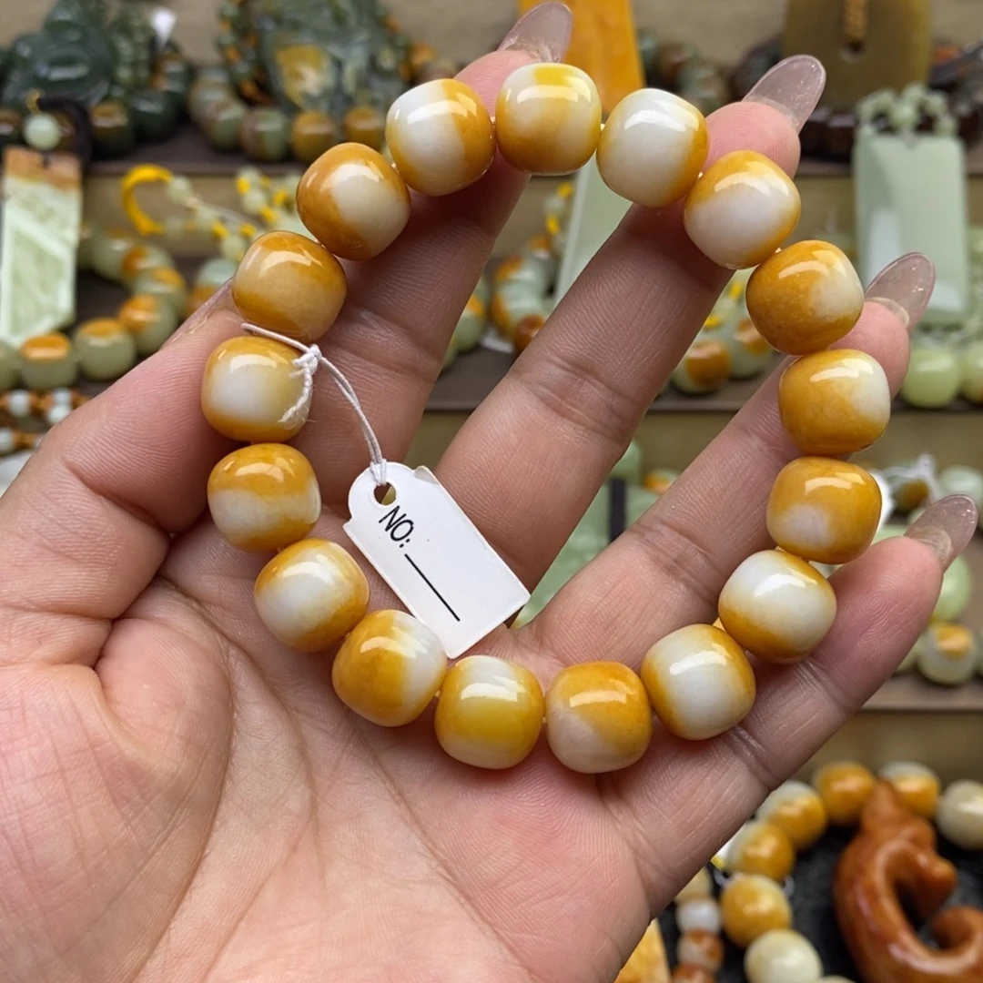 透闪石质玉未镶嵌手串