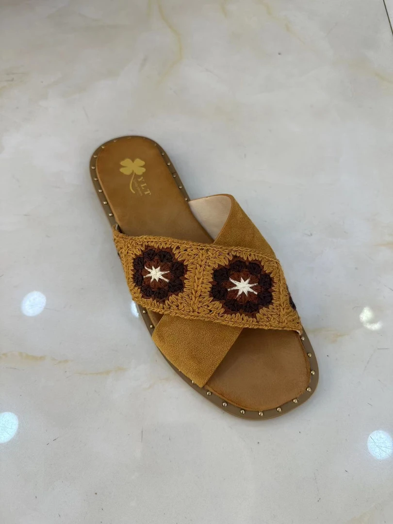 新款交叉编织平底拖鞋女外出时尚百搭