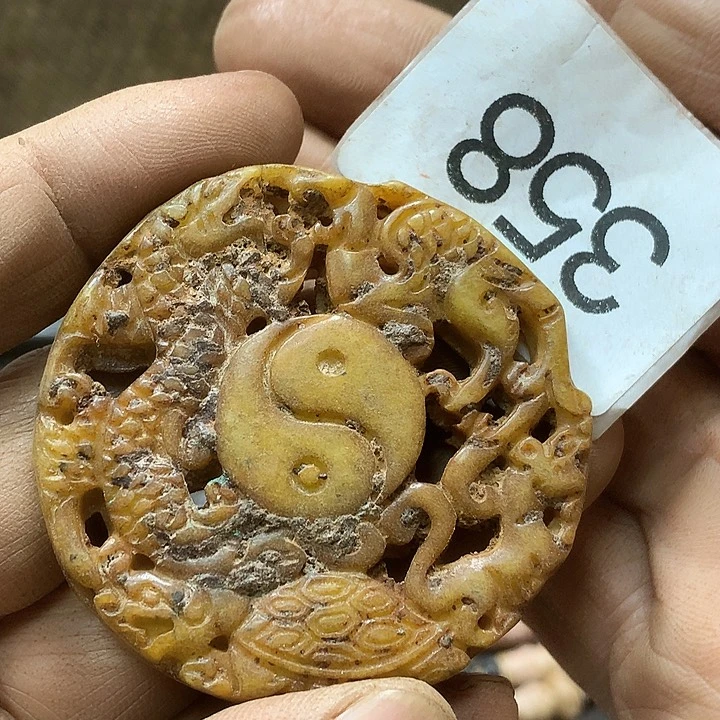 未镶嵌和田玉挂件