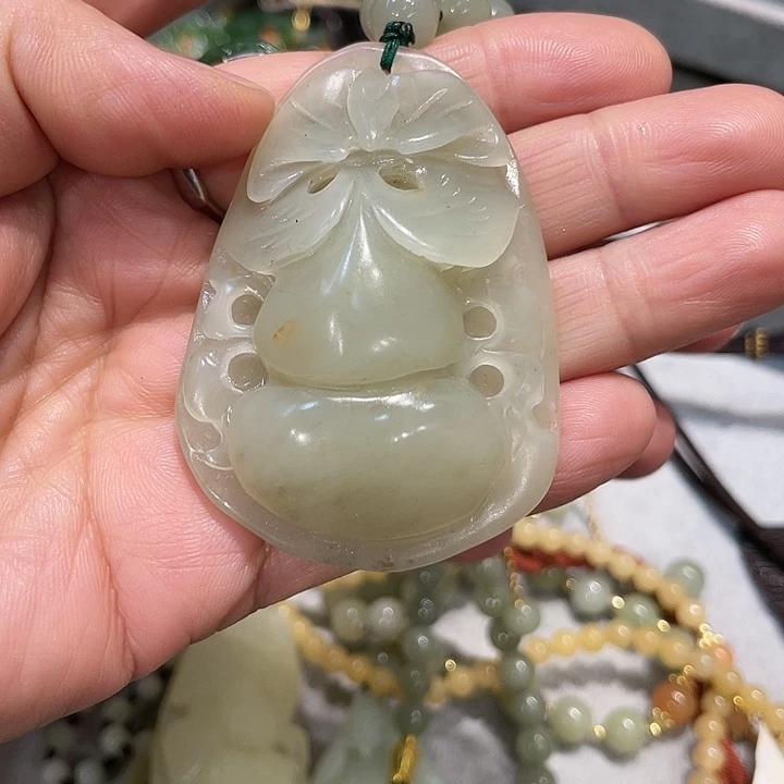 【闪购商品】岫玉颈饰未镶嵌岫玉
