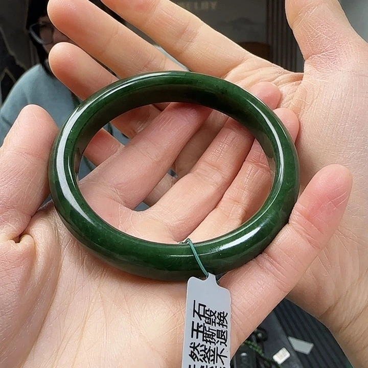 和田玉（碧玉）手镯未镶嵌