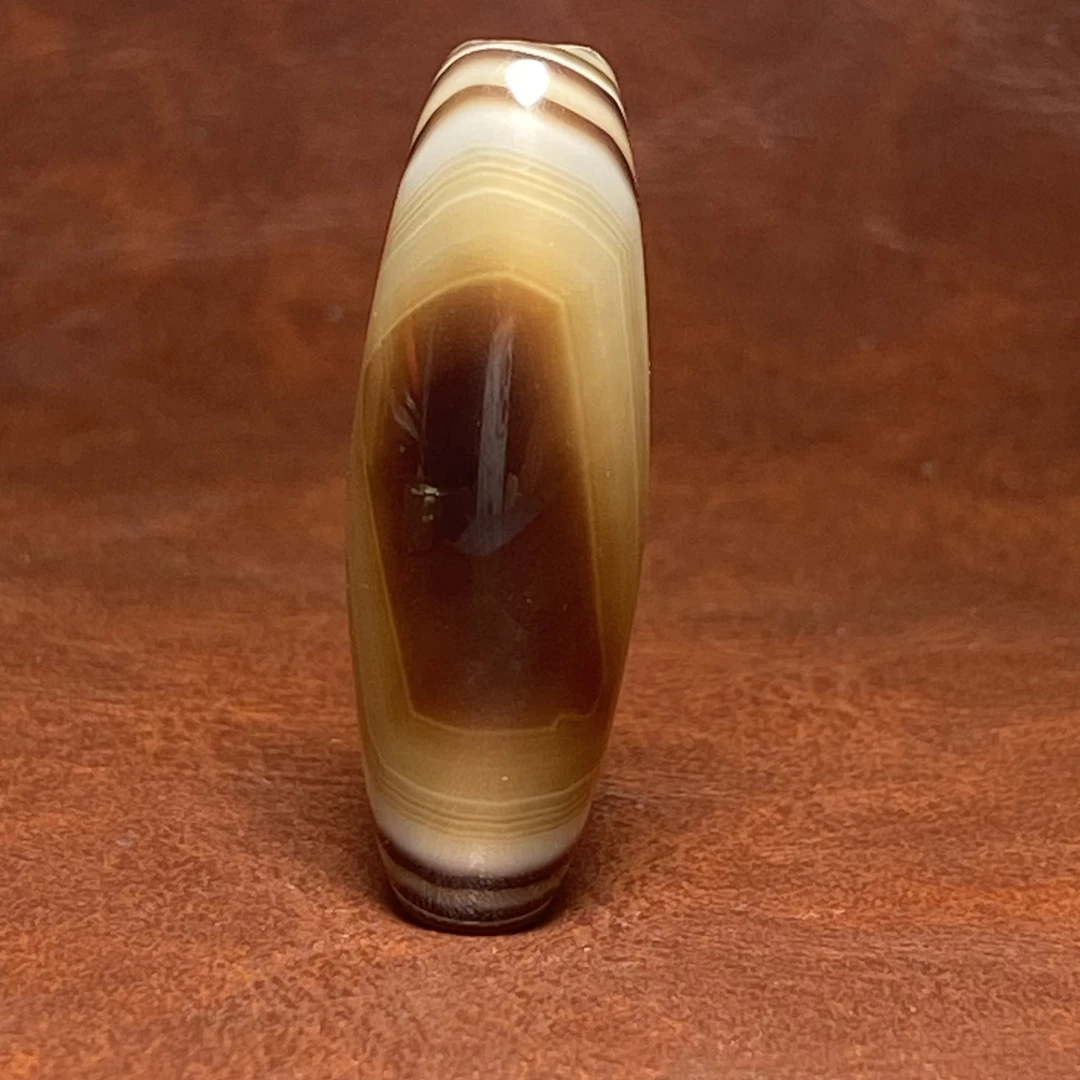 祥云千眼 精品带眼天地缠丝玛瑙玉髓珠子 尺寸41.9/14.1