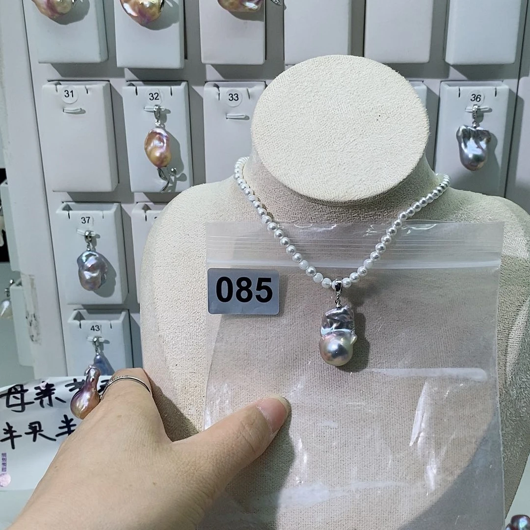 淡水珍珠合金颈饰