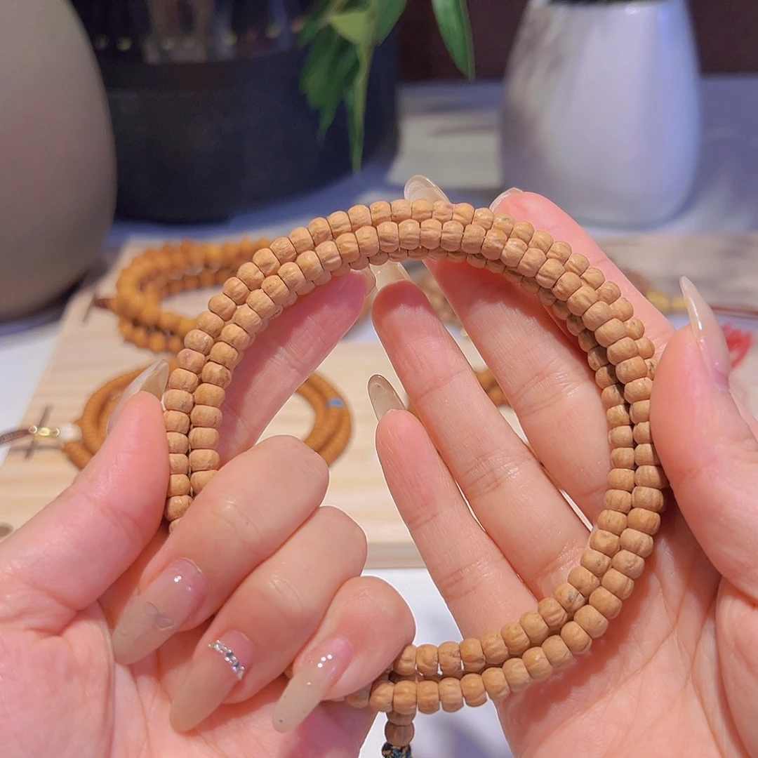 狂***p柏香籽/百香籽吊坠