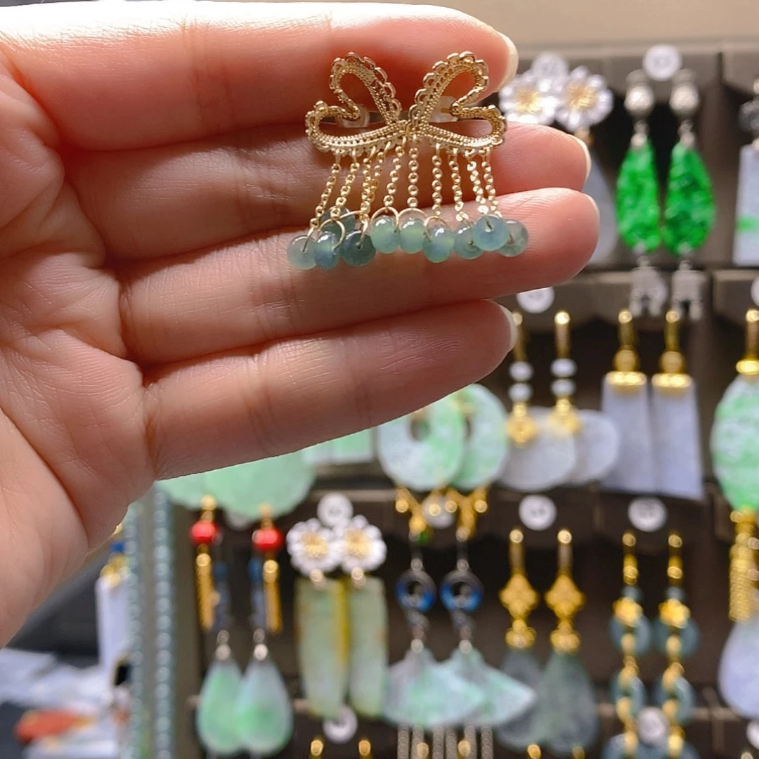 未镶嵌翡翠耳饰翡翠