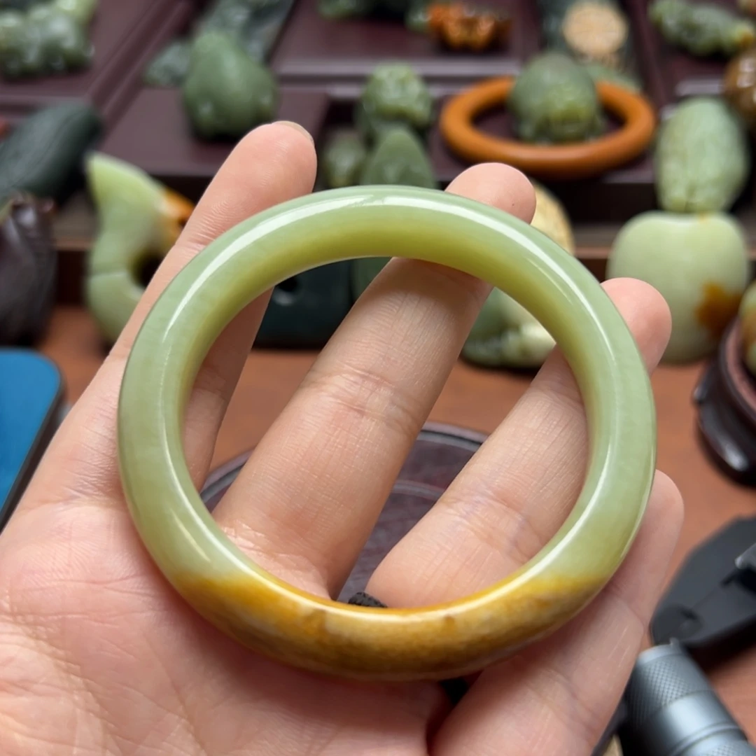 和田玉未镶嵌珠宝奇石