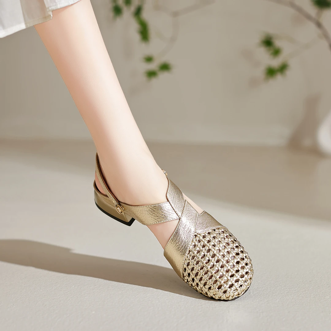 3cm~女士夏季包头拖鞋镂空编织凉拖鞋女外穿洞洞鞋一脚蹬两穿凉鞋