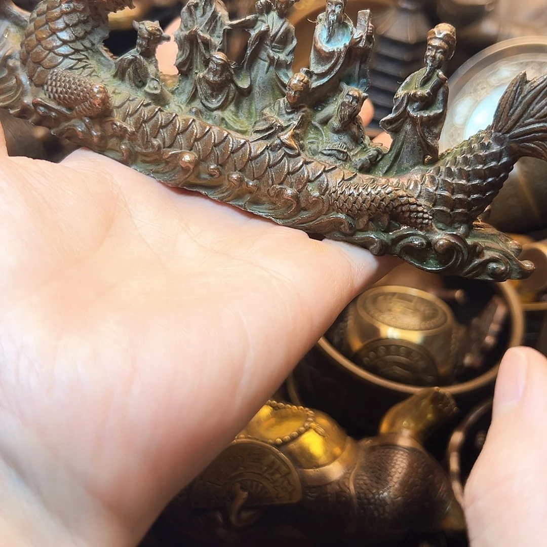 精美铜器工艺品等