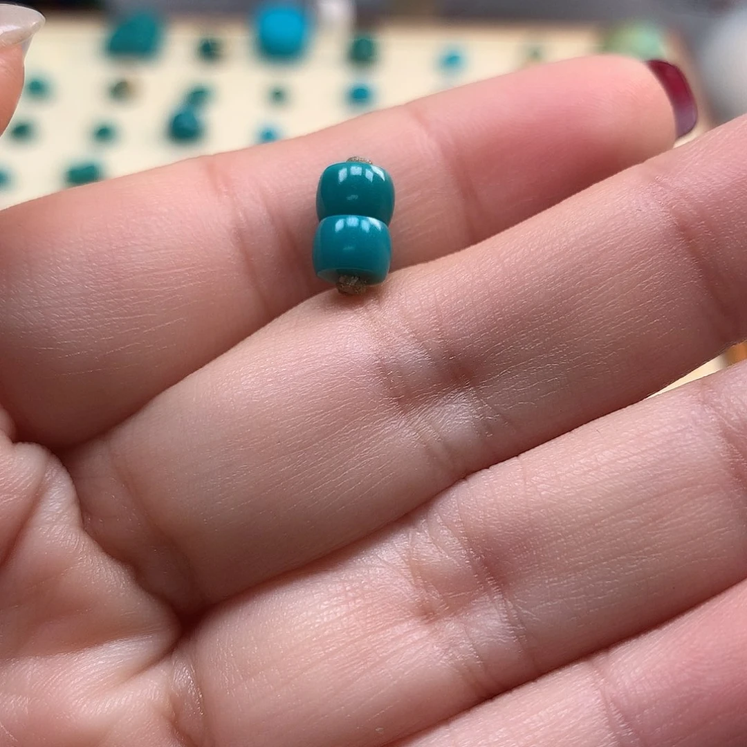 绿松石配饰未镶嵌