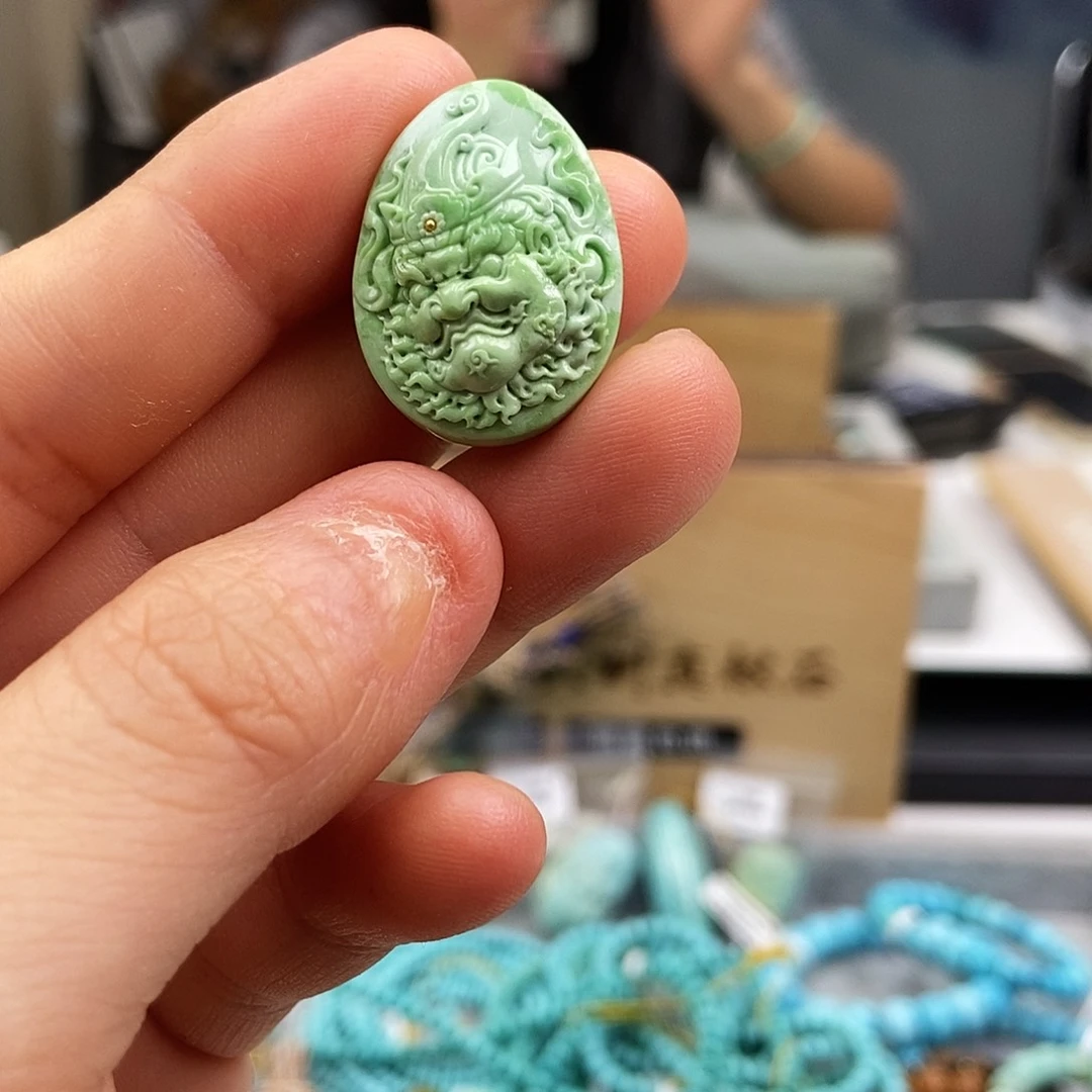 未镶嵌绿松石珠宝奇石