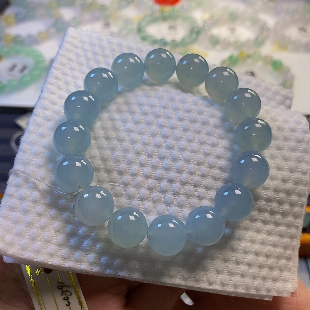 未镶嵌定制翡翠翡翠.