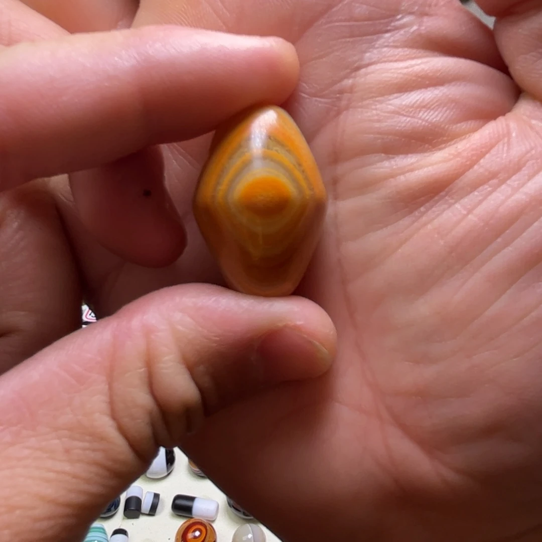 未镶嵌颈饰玛瑙/玉髓独**尘