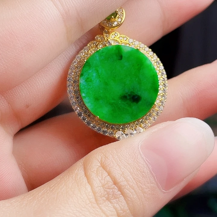 翡翠银S925镶嵌颈饰多样性