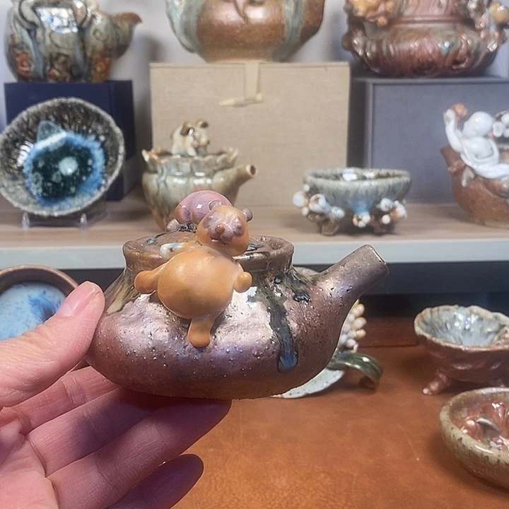 瓷片我们的确是一个人的