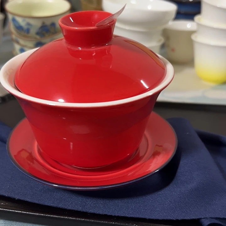 红色盖碗111111111